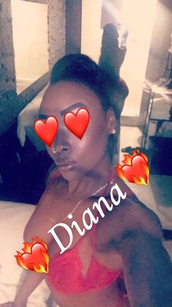 647-326-0388, 27 not set female escort, Hamilton